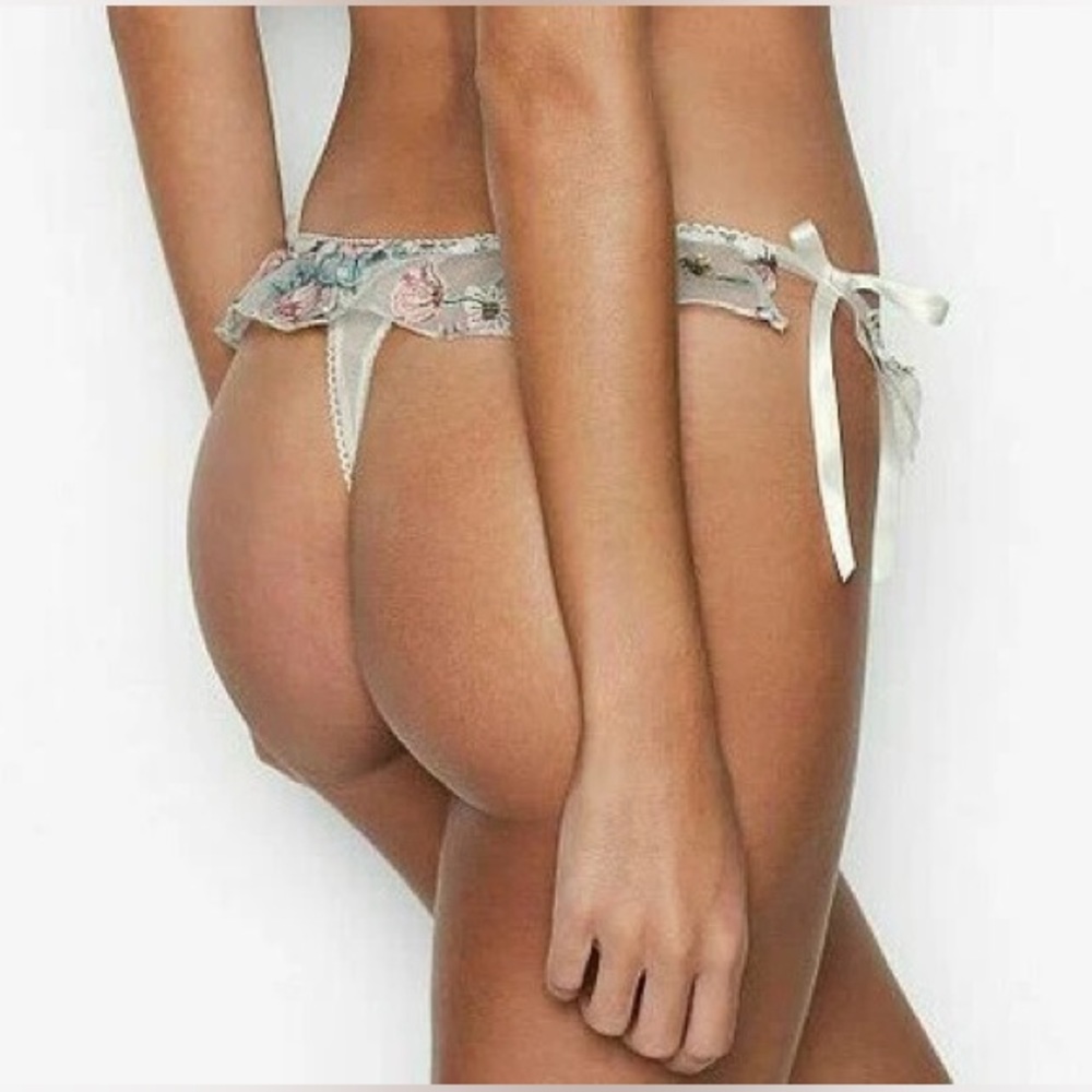 Victoria’s Secret thong